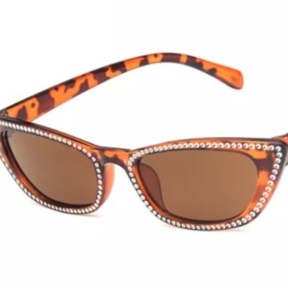 #92🔵Cat Eye Rhinestone and Leopard Sunglasses - Picture 1 of 3